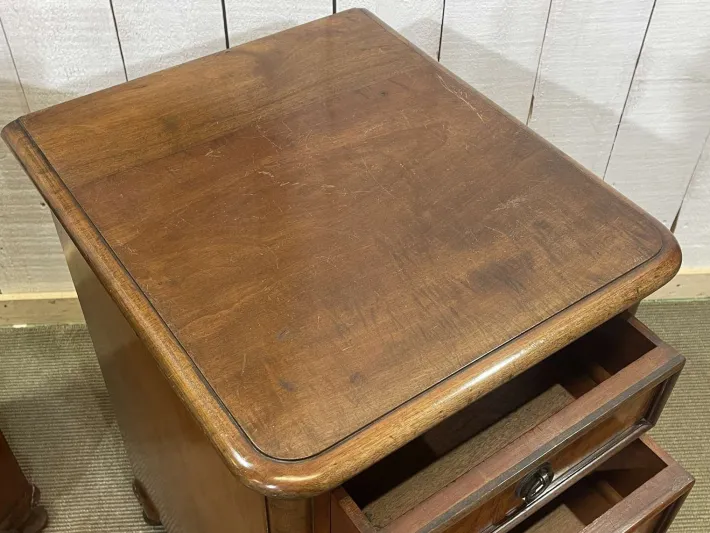 Pamono English Mahogany Bedside Tables, Early 20th Century, Set of 2 Clearance