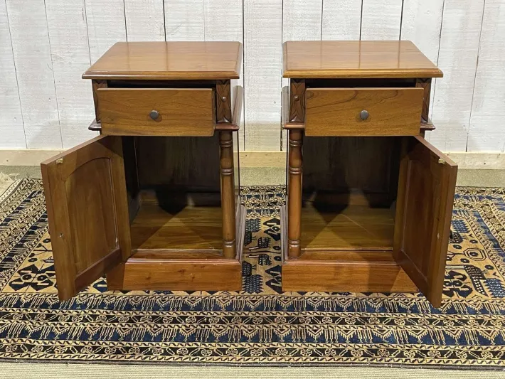 Pamono English Mahogany Bedside Tables, Set of 2 Best