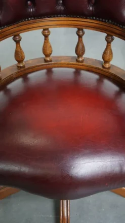 Pamono English Style Red Cowhide Height-Adjustable Chesterfield Swivel Office Chair