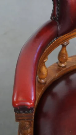 Pamono English Style Red Cowhide Height-Adjustable Chesterfield Swivel Office Chair