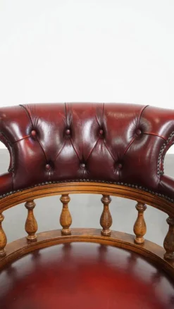 Pamono English Style Red Cowhide Height-Adjustable Chesterfield Swivel Office Chair