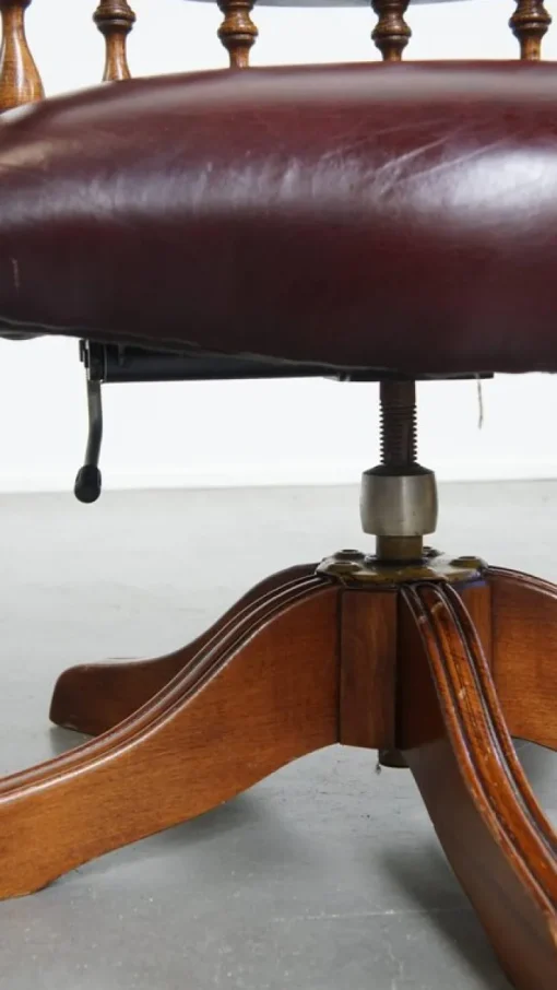 Pamono English Style Red Cowhide Height-Adjustable Chesterfield Swivel Office Chair