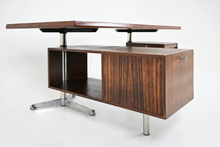 Pamono Executive Desk by Osvaldo Borsani for Tecno, 1960s Outlet
