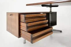 Pamono Executive Desk by Osvaldo Borsani for Tecno, 1960s Outlet