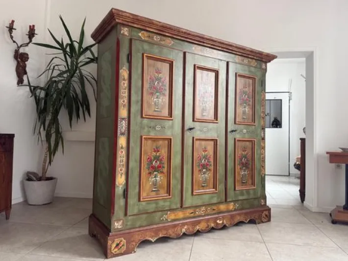 Pamono Farmhouse Voglauer Cabinet, 1800s Outlet
