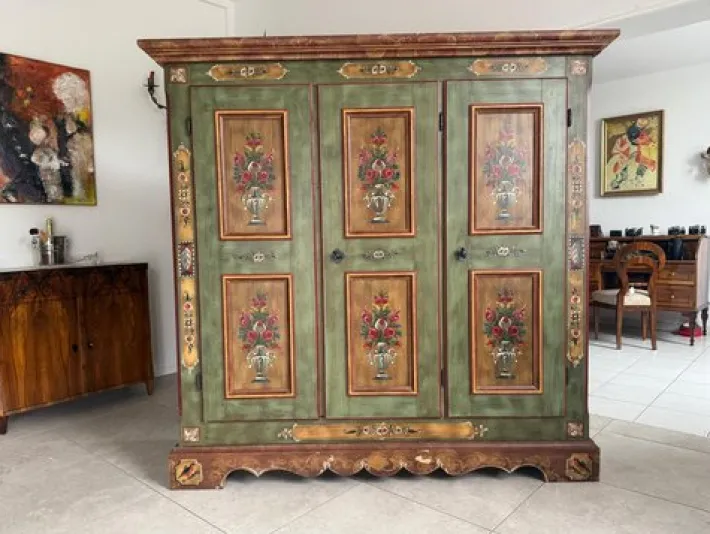 Pamono Farmhouse Voglauer Cabinet, 1800s Outlet