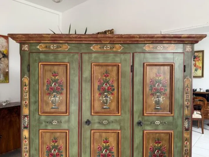 Pamono Farmhouse Voglauer Cabinet, 1800s Outlet