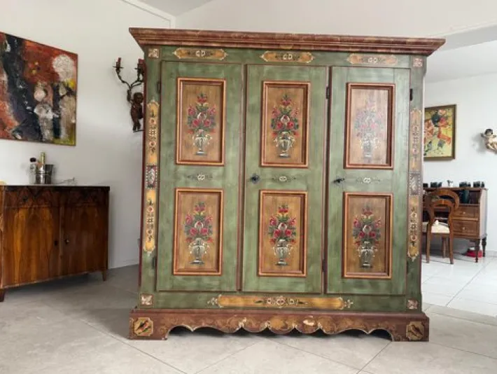 Pamono Farmhouse Voglauer Cabinet, 1800s Outlet