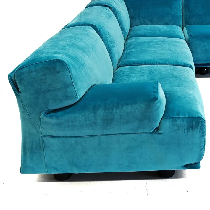 Pamono Fiandra Modular Corner Sofa in Blue Velvet by Vico Magistretti for Cassina, 1980s, Set of 5 Outlet