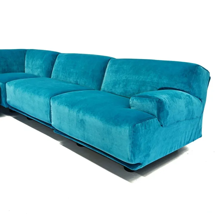 Pamono Fiandra Modular Corner Sofa in Blue Velvet by Vico Magistretti for Cassina, 1980s, Set of 5 Outlet