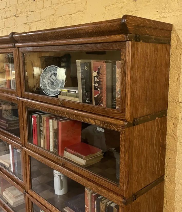 Pamono Four-Module Oak Wall Bookcase from Globe Wernicke, 1890s Best