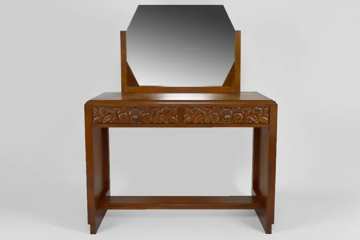 Pamono French Art Deco Dressing Table in Carved Walnut, 1930 Best