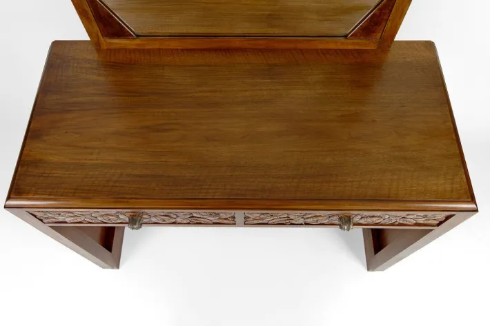 Pamono French Art Deco Dressing Table in Carved Walnut, 1930 Best