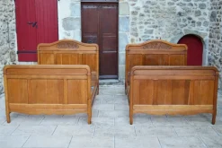 Pamono French Art Nouveau Beds and Nightstand in Oak, 1910, Set of 3 Clearance