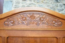 Pamono French Art Nouveau Beds and Nightstand in Oak, 1910, Set of 3 Clearance