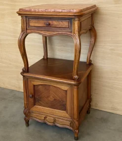 Pamono French Bedside Tables with Cabriole Legs, 1950s, Set of 2