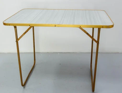 Pamono French Folding Camping Chairs and Table, 1950s, Set of 5 Outlet