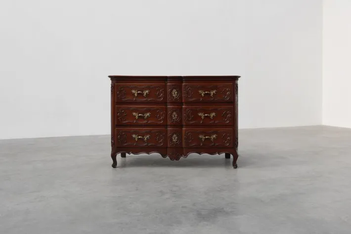 Pamono French Louis XV Style Hand-Crafted Oak Chest of Drawers, 18th Century Best