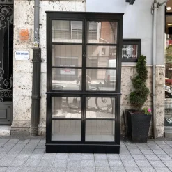 Pamono French Showcase from Roche Bobois, 2010s Outlet