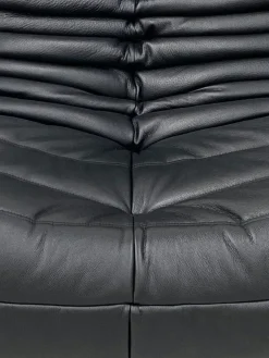 Pamono French Togo Living Room Set in Black Leather by Michel Ducaroy for Ligne Roset., Set of 3