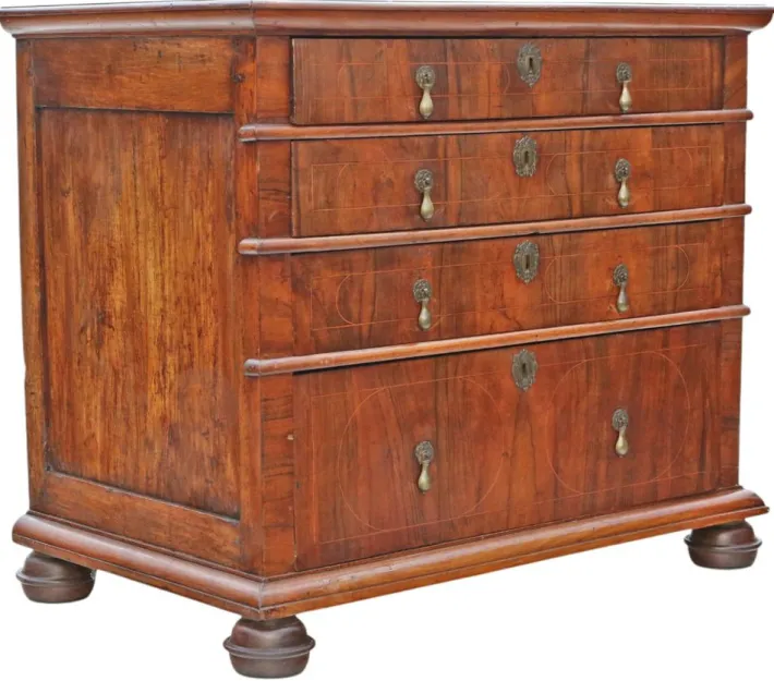 Pamono Georgian Inlaid Walnut Chest of Drawers, 1720s Best