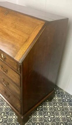 Pamono Georgian Mahogany Bureau, Mid -18th Century Discount