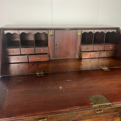 Pamono Georgian Mahogany Bureau, Mid -18th Century Discount