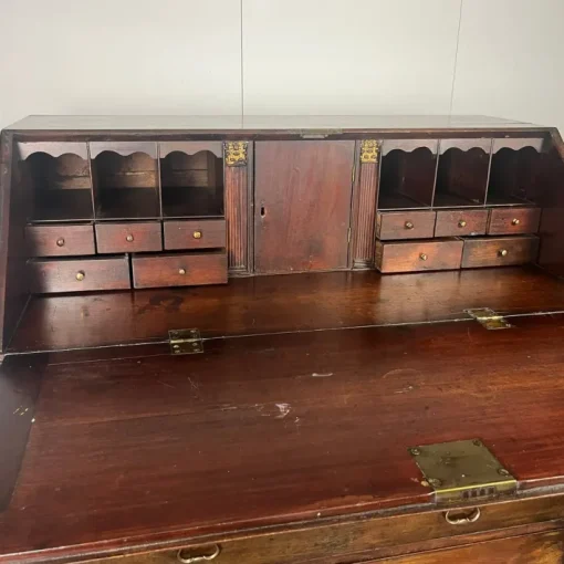 Pamono Georgian Mahogany Bureau, Mid -18th Century Discount