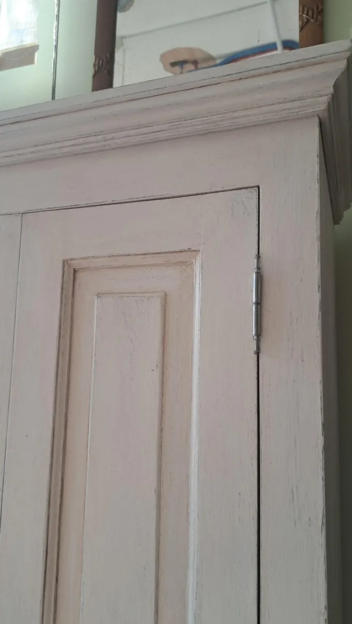 Pamono Hand-Lacquered Wardrobe in Fir