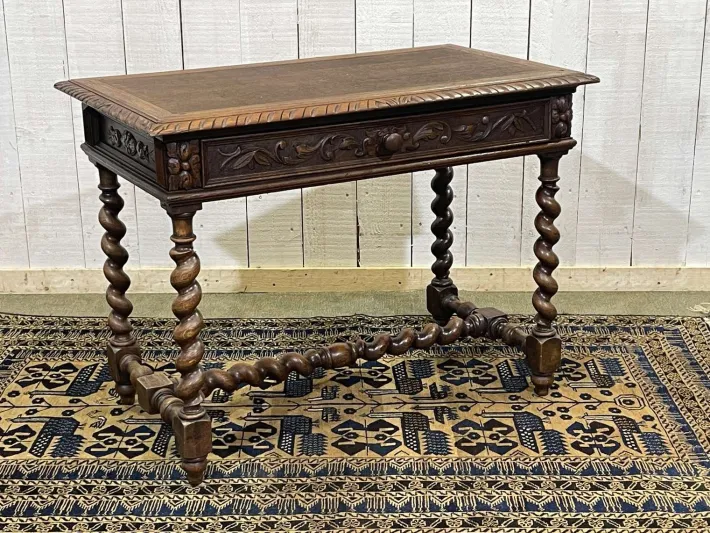 Pamono Henry II Oak Desk, Early 20th Century Hot