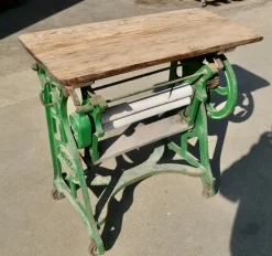 Pamono Industrial Garden Table in Cast-Iron with Pine Top, 1900 New