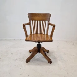 Pamono Industrial Oak Swivel Chair, 1900s Online
