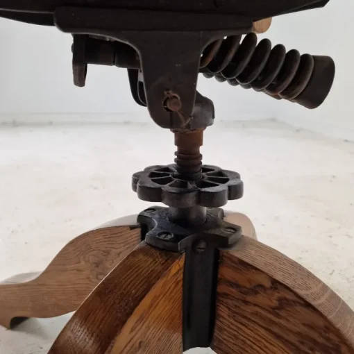Pamono Industrial Oak Swivel Chair, 1900s Online