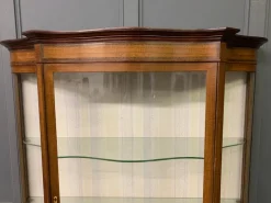 Pamono Inlaid Mahogany Display Cabinet from Maple & Co., 1900 Outlet