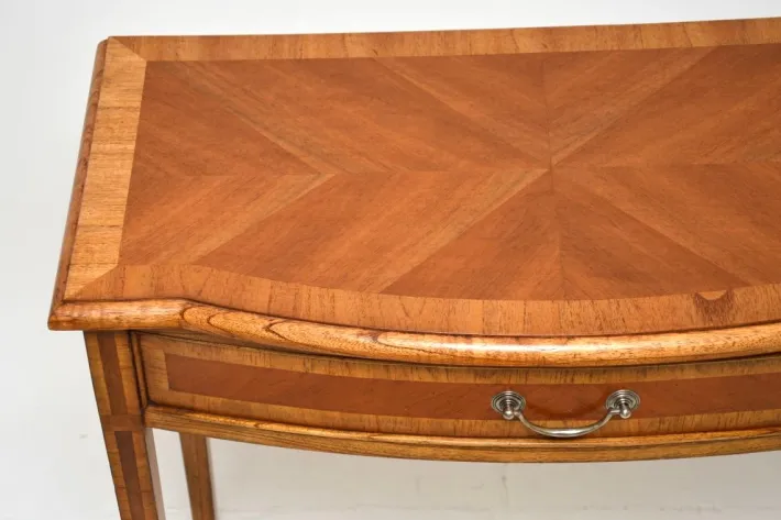 Pamono Inlaid Walnut Console or Side Table, 1950s Outlet