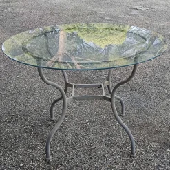 Pamono Iron Outdoor Table with Round Glass Top, 1990s Sale
