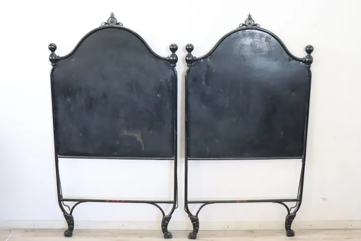 Pamono Iron Single Beds with Hand Painted Decorations, Set of 2 Best