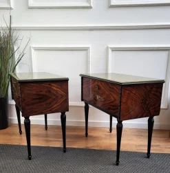 Pamono Italian Art Deco Style Walnut Bedside Tables with Glass Tops, 1950s, Set of 2 Discount