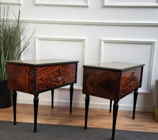Pamono Italian Art Deco Style Walnut Bedside Tables with Glass Tops, 1950s, Set of 2 Discount