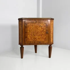 Pamono Italian Art Deco Wood Corner Consoles with Black Marble Tops, 1940s, Set of 2 Online