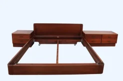 Pamono Italian Bed and Nightstands, 1960s, Set of 3 Sale