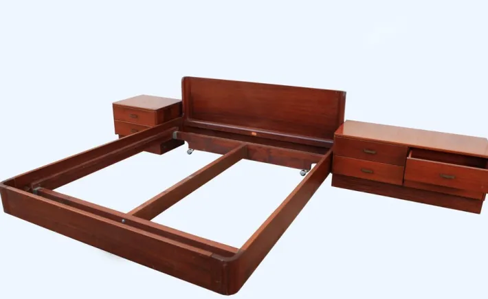 Pamono Italian Bed and Nightstands, 1960s, Set of 3 Sale