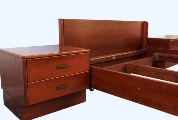 Pamono Italian Bed and Nightstands, 1960s, Set of 3 Sale