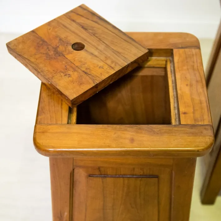 Pamono Italian Bedside Tables, 1960s, Set of 2 New