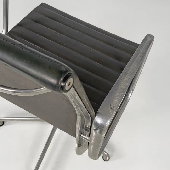 Pamono Italian Modern Leather Office Chair by Charles and Ray Eames for ICF, 1970s Best