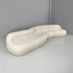 Pamono Italian Modern White Carrera Sofa attributed to De Pas, Durbino and Lomazzi for B&B Italia, 1970s Clearance