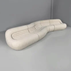 Pamono Italian Modern White Carrera Sofa attributed to De Pas, Durbino and Lomazzi for B&B Italia, 1970s Clearance