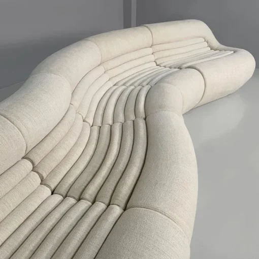 Pamono Italian Modern White Carrera Sofa attributed to De Pas, Durbino and Lomazzi for B&B Italia, 1970s Clearance