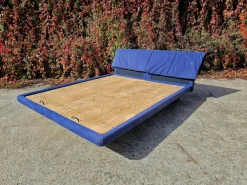 Pamono Italian Modernist Marlo Bed attributed to Afra and Tobia Scarpa for Molteni, 1982 Sale