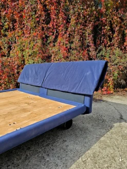 Pamono Italian Modernist Marlo Bed attributed to Afra and Tobia Scarpa for Molteni, 1982 Sale